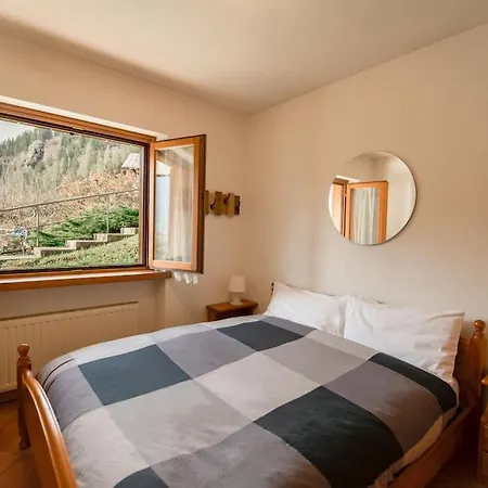 Apartment Mountain Bliss Retreat - 20min From Cortina *