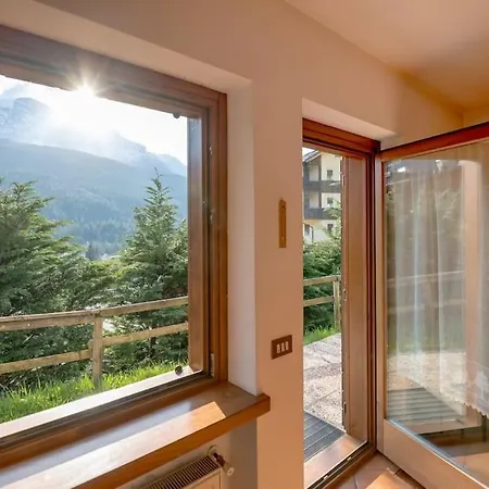 Mountain Bliss Retreat - 20min From Cortina Apartment *
